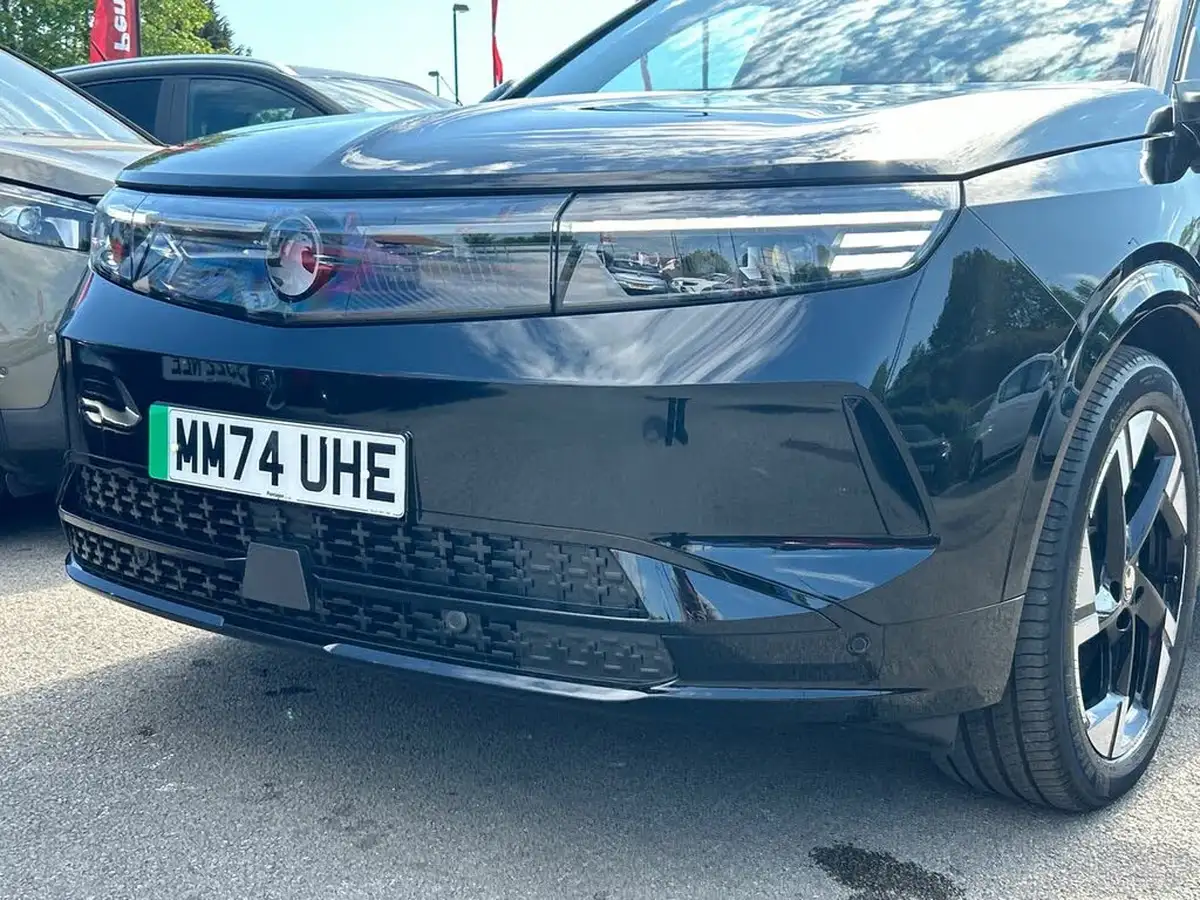 2024-vauxhall-grandland-e-ultimate-big-18
