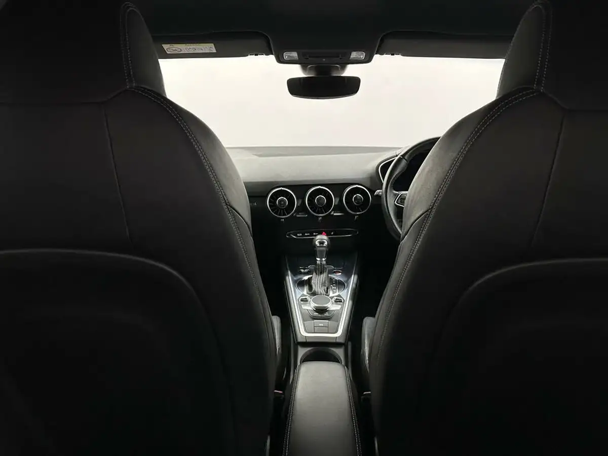 2017-audi-tt-coupe-20-tfsi-quattro-s-line-big-17