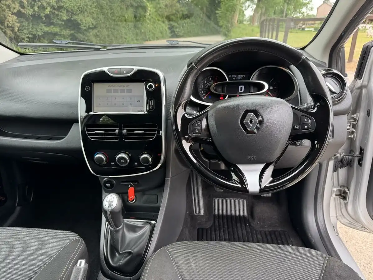 2016-renault-clio-15dci-dynamique-nav-ss-energy-big-10