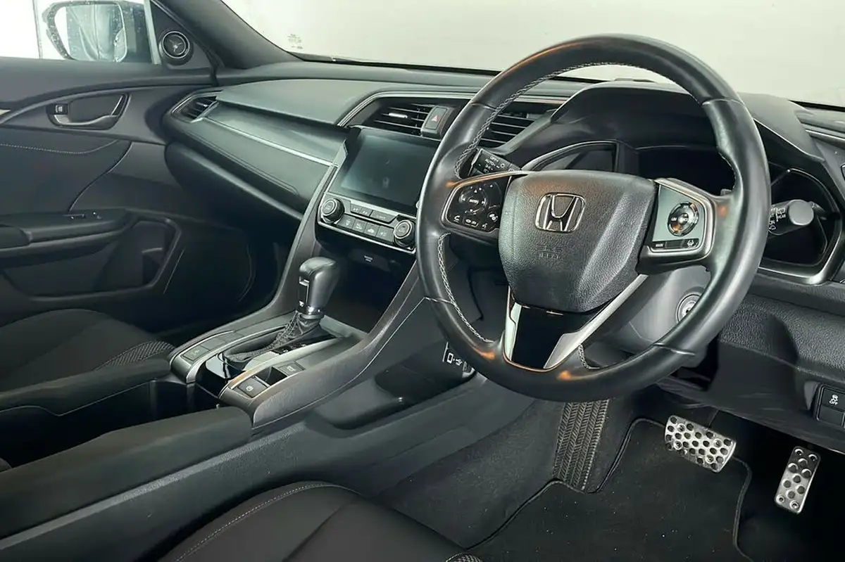 2021-honda-civic-15-vtec-turbo-sport-ss-cvt-big-8