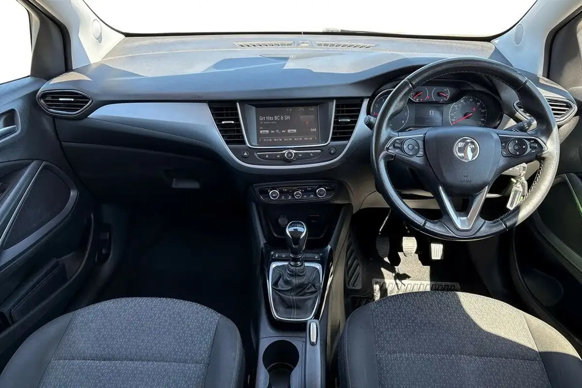 2019-vauxhall-crossland-x-12i-se-big-10