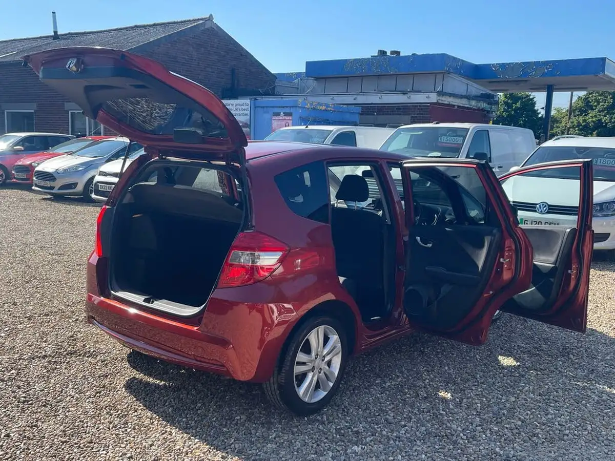 2014-honda-jazz-14-ex-big-29