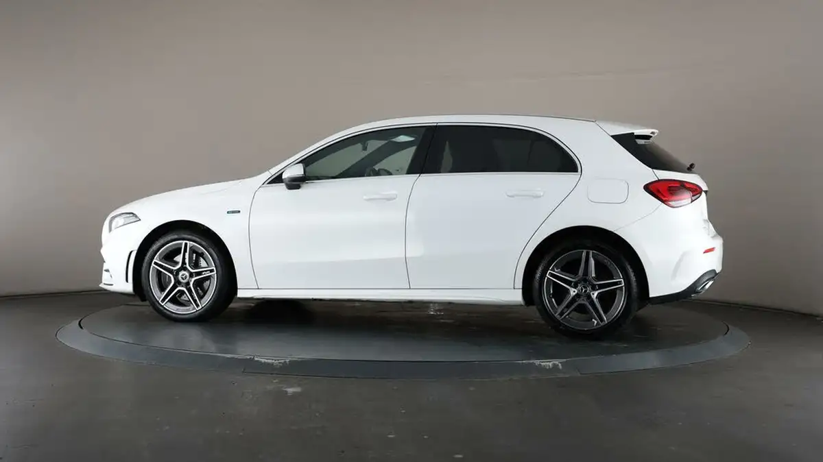 2021-mercedes-benz-a-class-13-a250e-amg-line-hatchback-5d-big-74