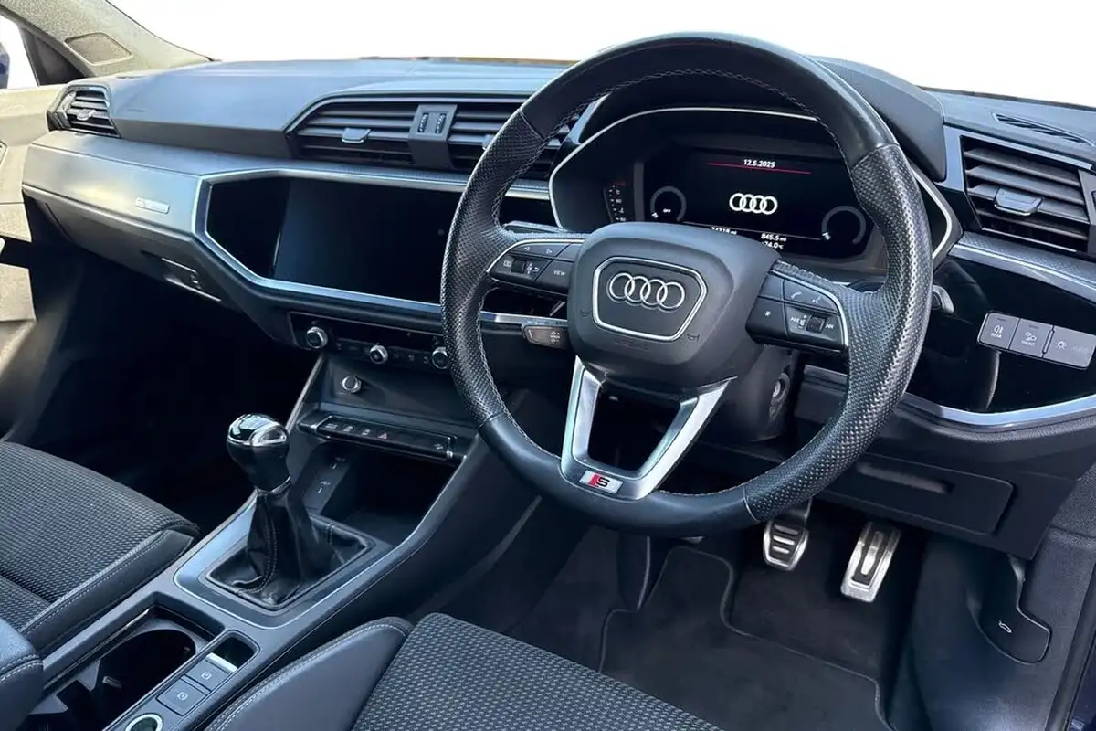2021-audi-q3-15-35-tfsi-s-line-cod-station-wagon-big-13