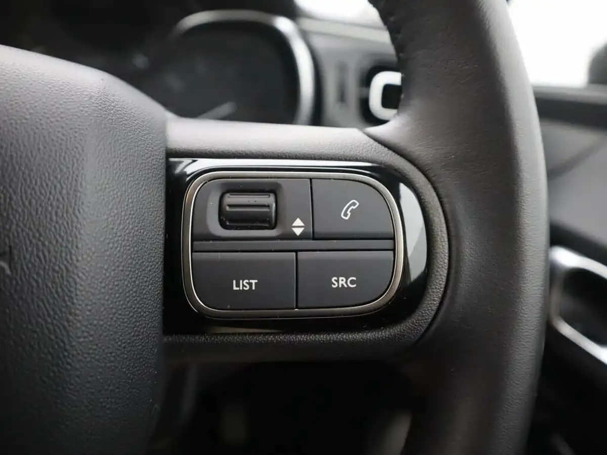 2022-citroen-c3-12-puretech-shine-plus-110ps-ss-eat6-big-32