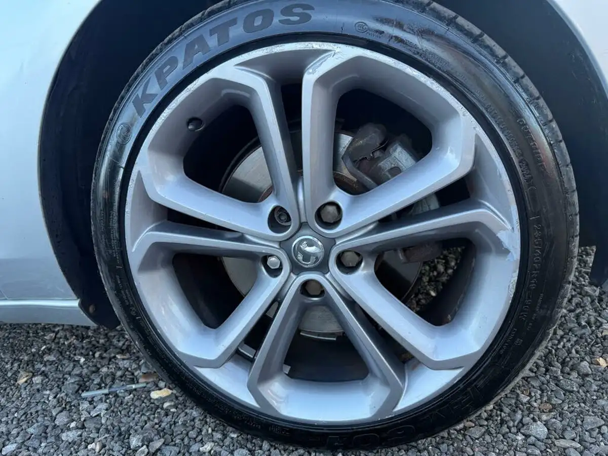2012-vauxhall-zafira-tourer-20cdti-sri-big-45