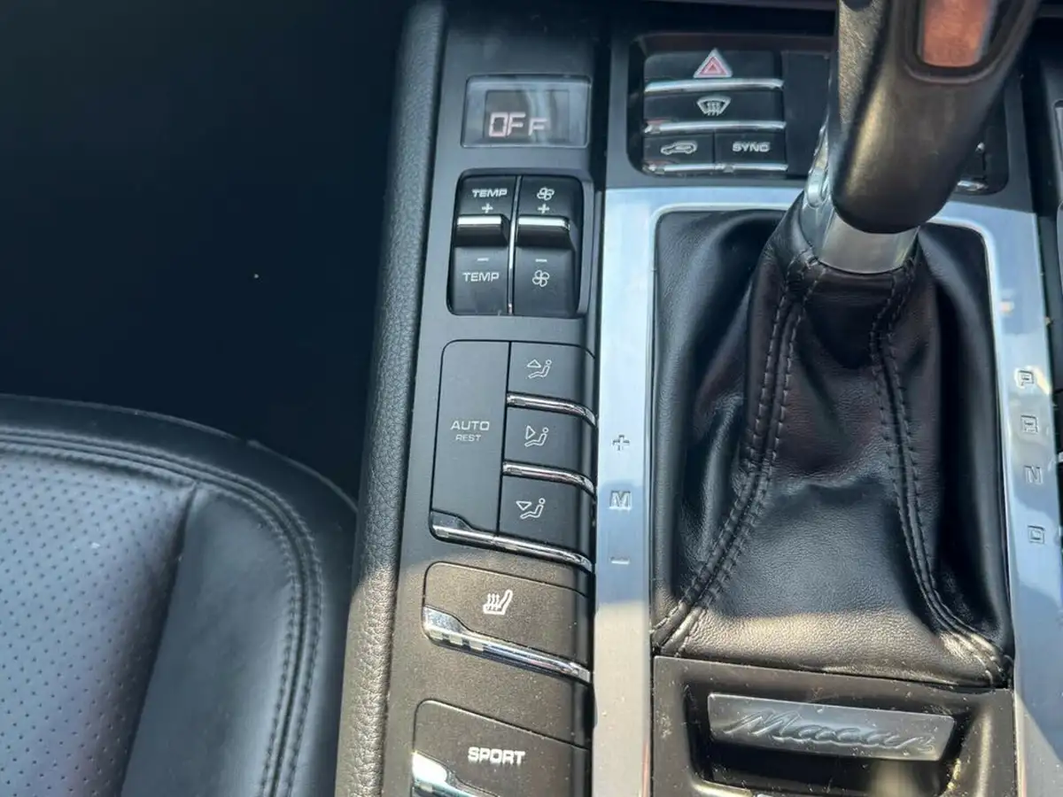 2016-porsche-macan-30td-s-big-33