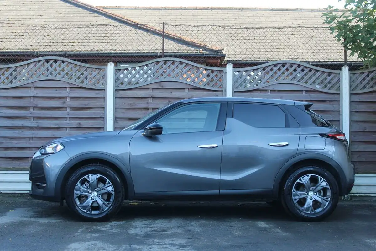 2022-ds-ds-3-crossback-e-tense-bastille-big-6
