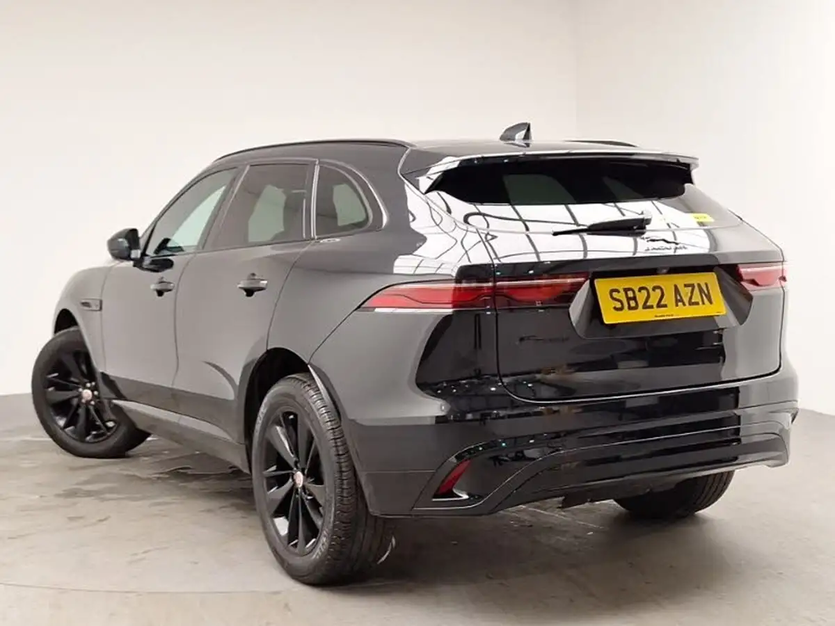 2022-jaguar-f-pace-20-p250-r-dynamic-black-big-1