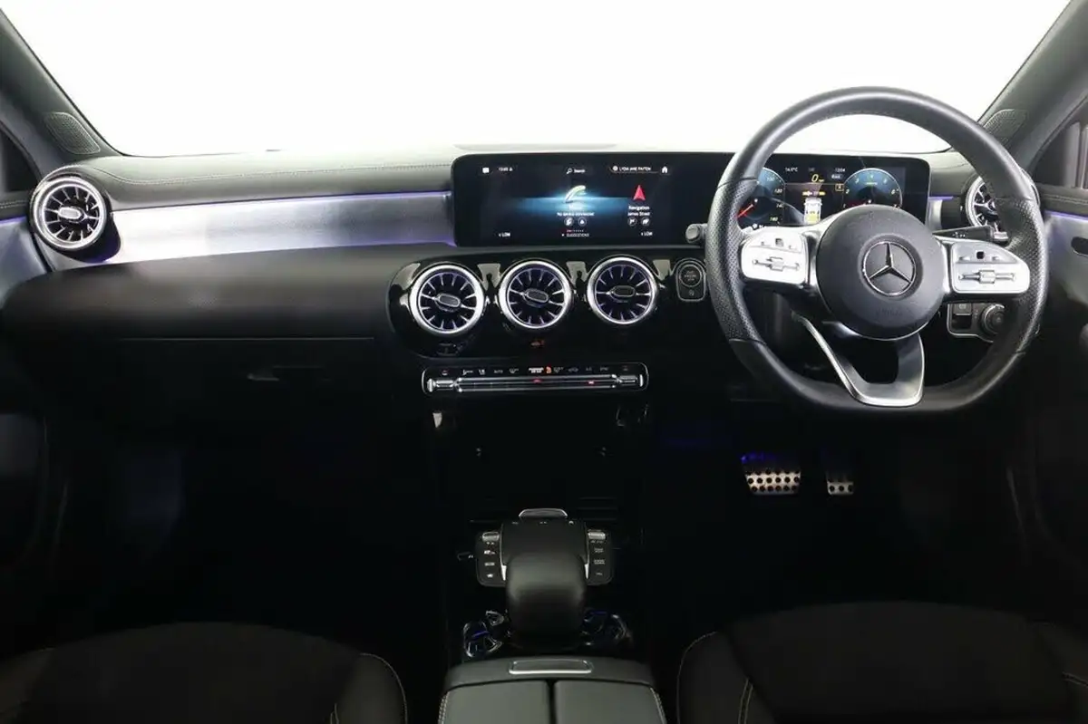 2022-mercedes-benz-a-class-20-a250-amg-line-premium-edition-hatchback-5d-big-12