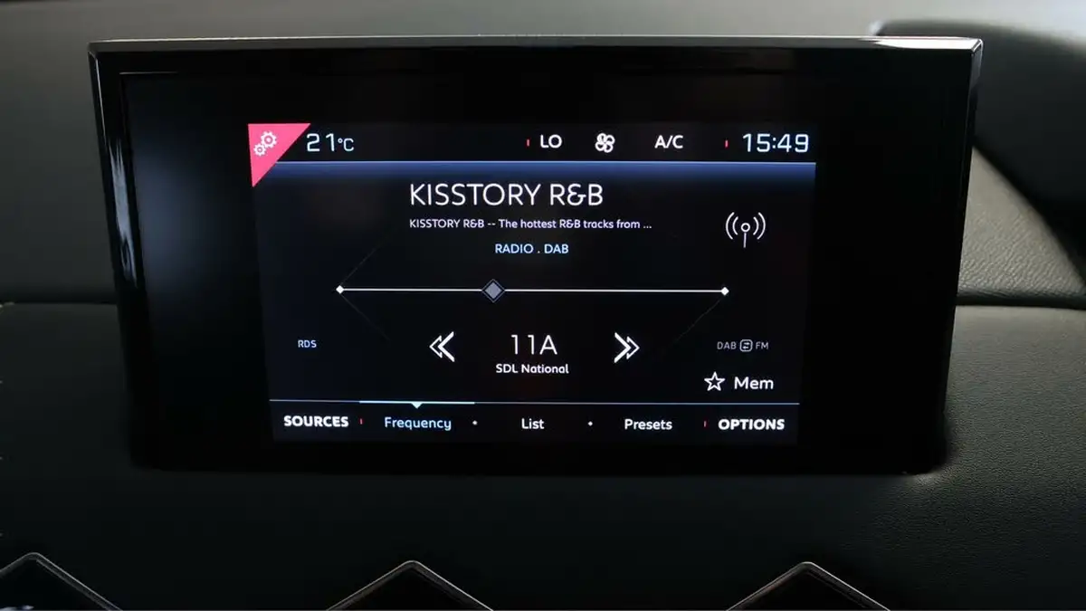 2021-ds-ds-3-crossback-e-tense-prestige-big-10