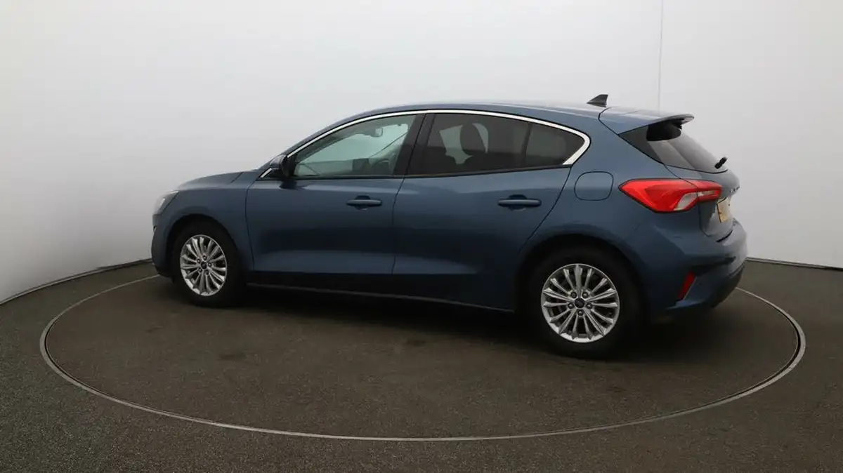 2020-ford-focus-10t-titanium-hatchback-auto-big-44