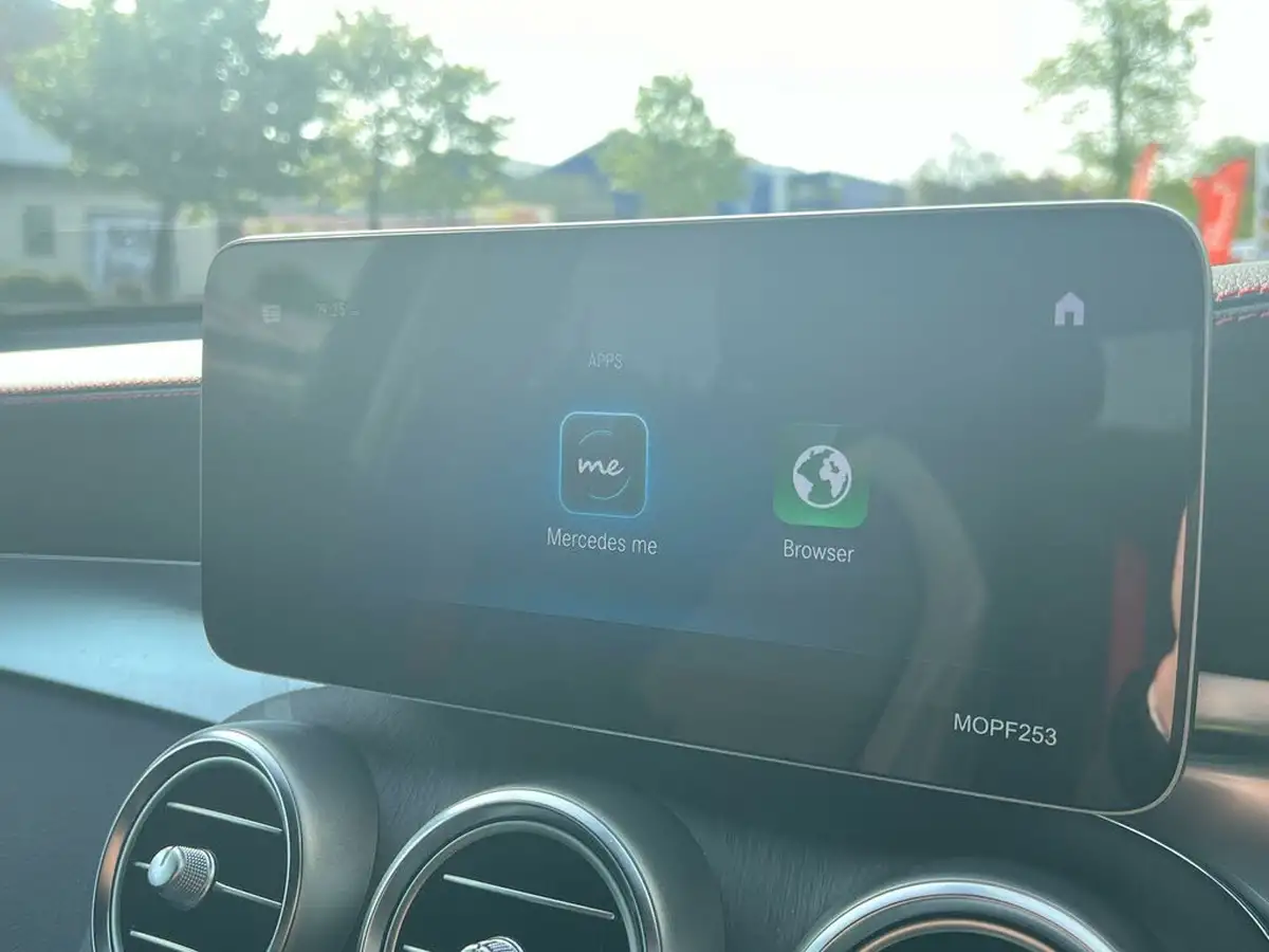 2020-mercedes-benz-glc-class-30-glc-amg-43-coupe-4d-big-42