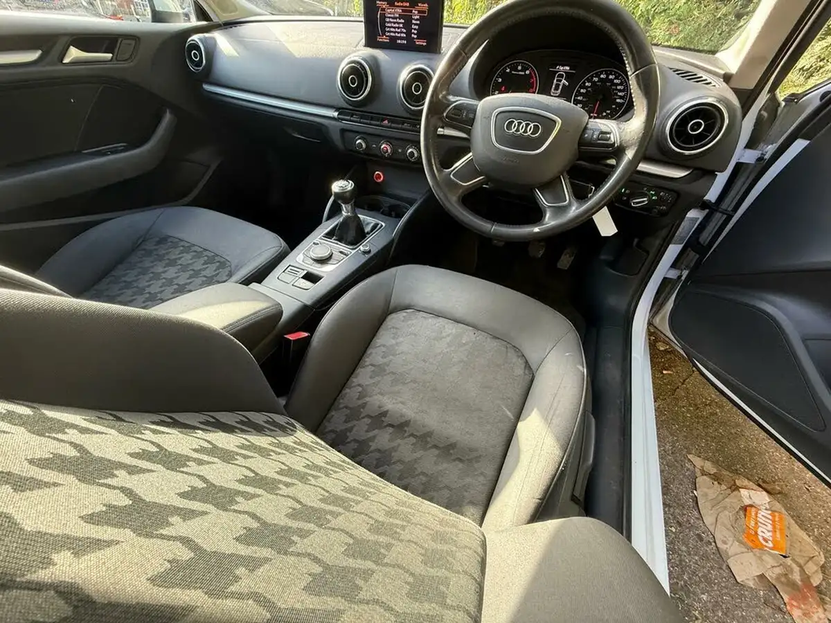 2014-audi-a3-14-se-122ps-hatchback-3d-big-6