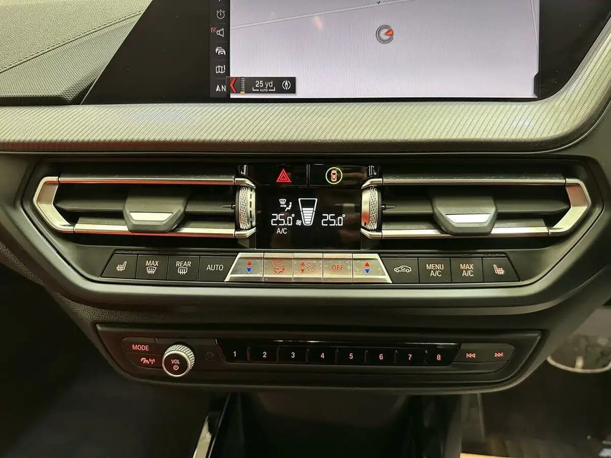 2020-bmw-1-series-20td-118d-sport-auto-big-9