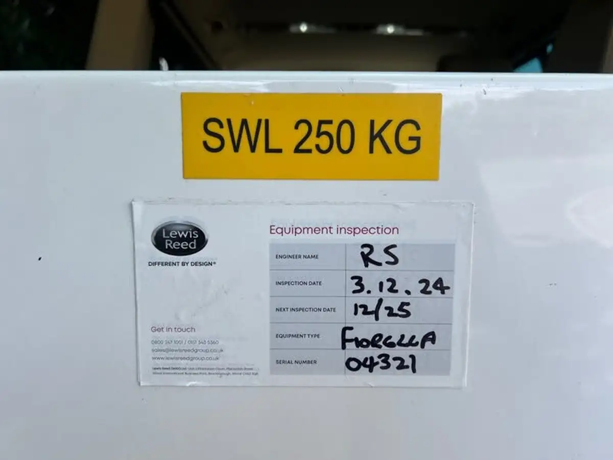2017-volkswagen-caravelle-20tdi-executive-bmt-150pseu6-dsg-big-40