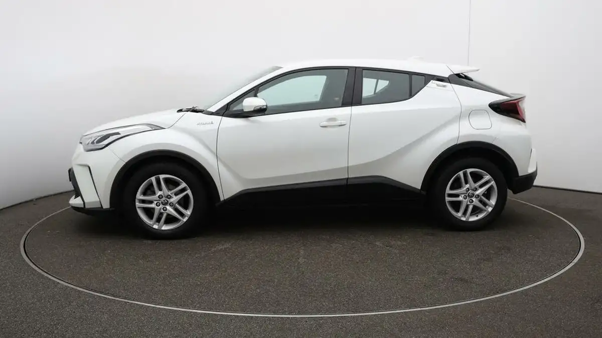 2022-toyota-c-hr-18-vvt-i-icon-big-66