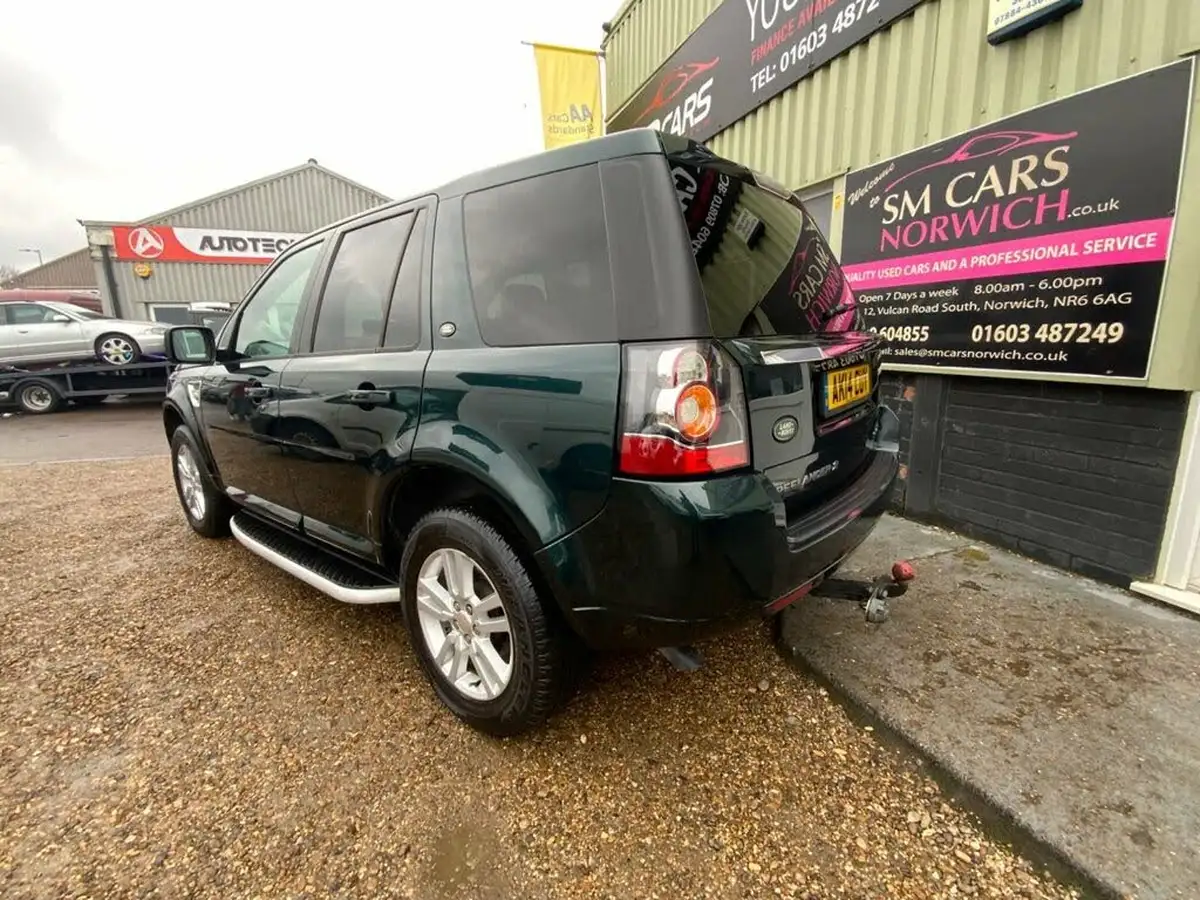 2014-land-rover-freelander-2-22sd4-xs-big-12