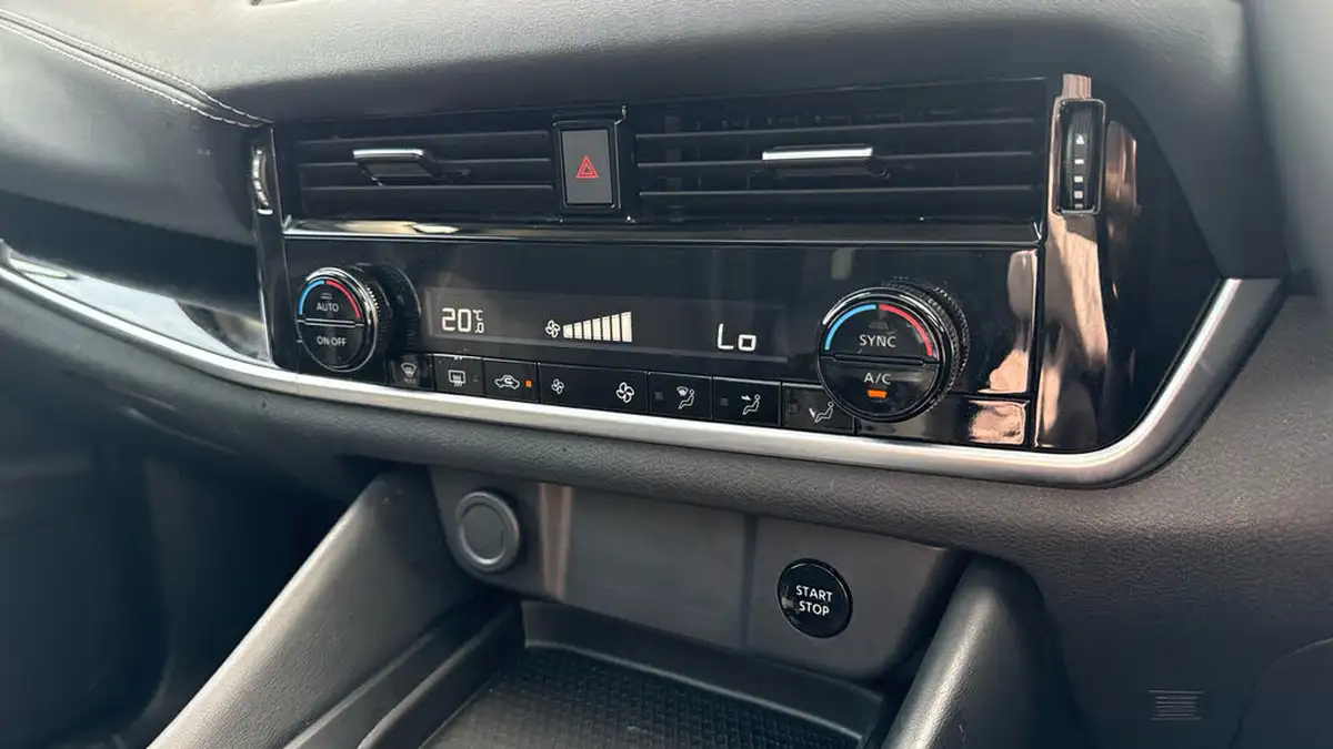 2024-nissan-qashqai-15-n-connecta-big-28
