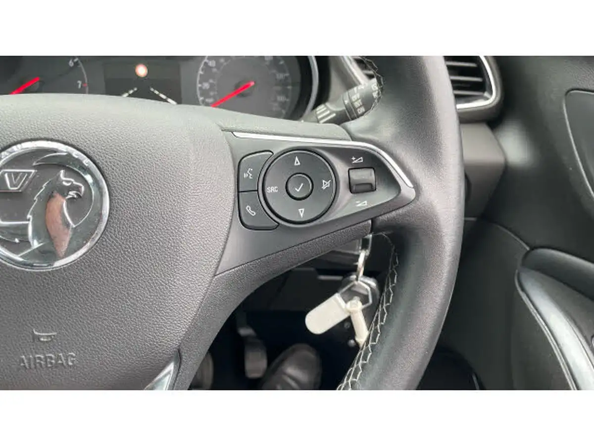 2019-vauxhall-grandland-x-12-sport-nav-big-21