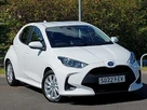 2022-toyota-yaris-15-vvt-i-icon-small-0