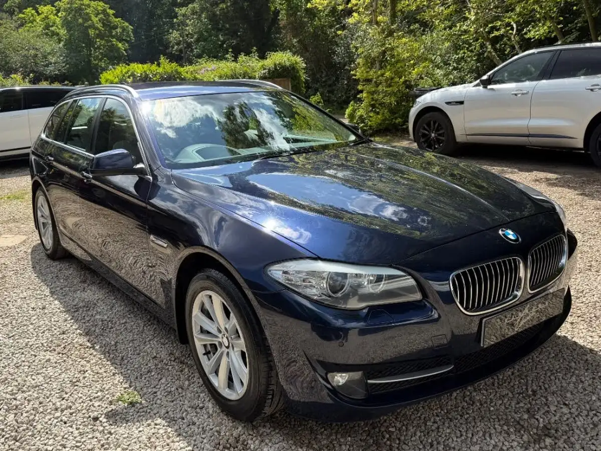 2013-bmw-5-series-20td-520d-se-touring-auto-big-0