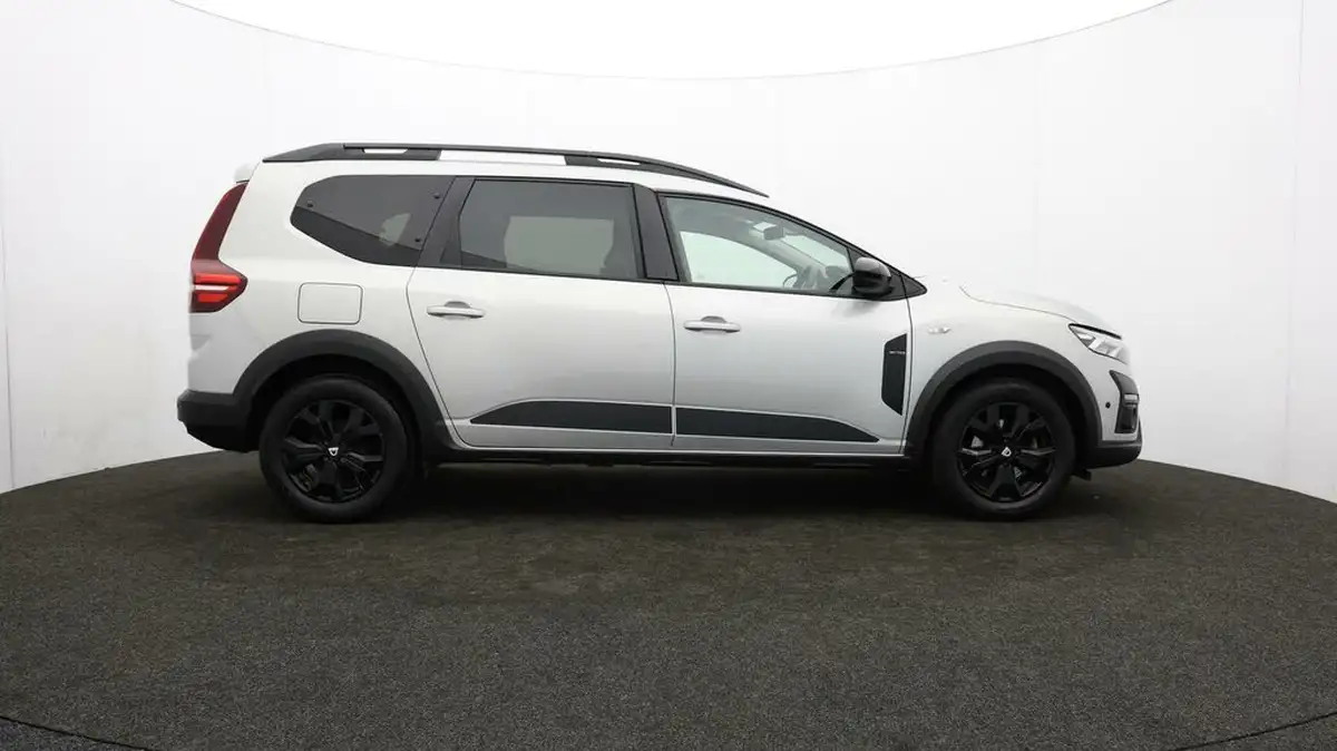 2022-dacia-jogger-10-tce-extreme-se-big-30