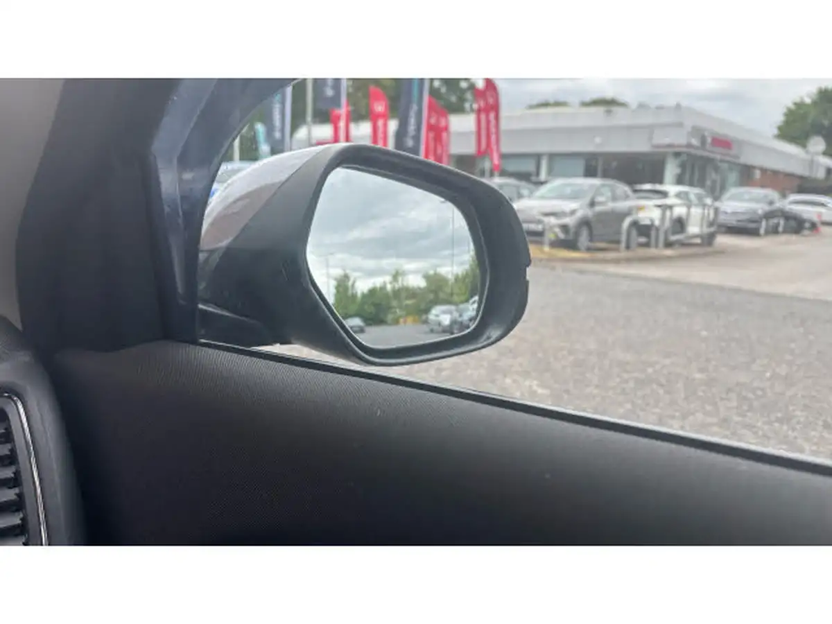 2018-honda-hr-v-16-i-dtec-se-navi-big-19