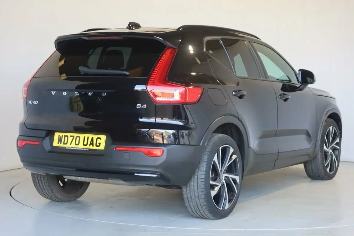 2021-volvo-xc40-20-b4-r-design-pro-197bhp-geartronic-big-16
