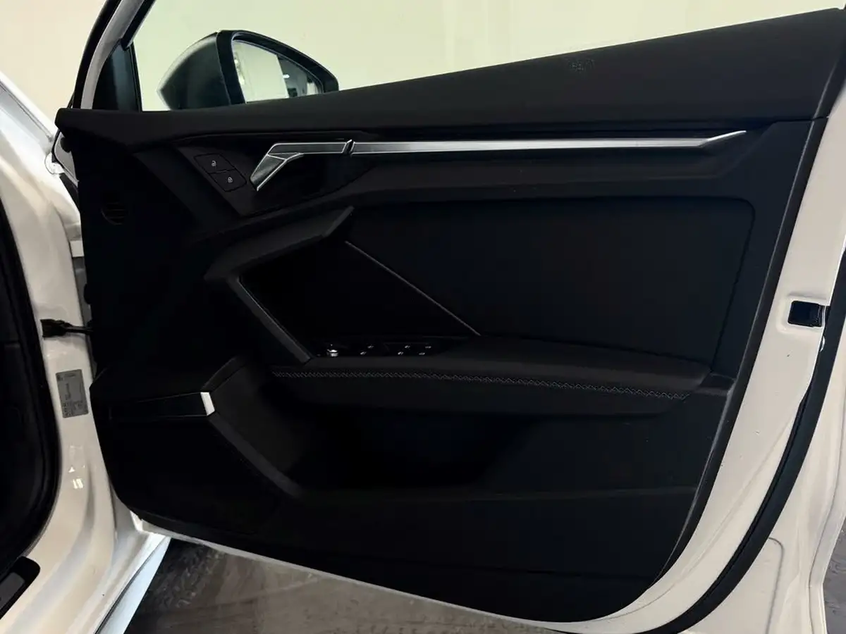 2021-audi-s3-20-tfsi-sportback-5d-big-18