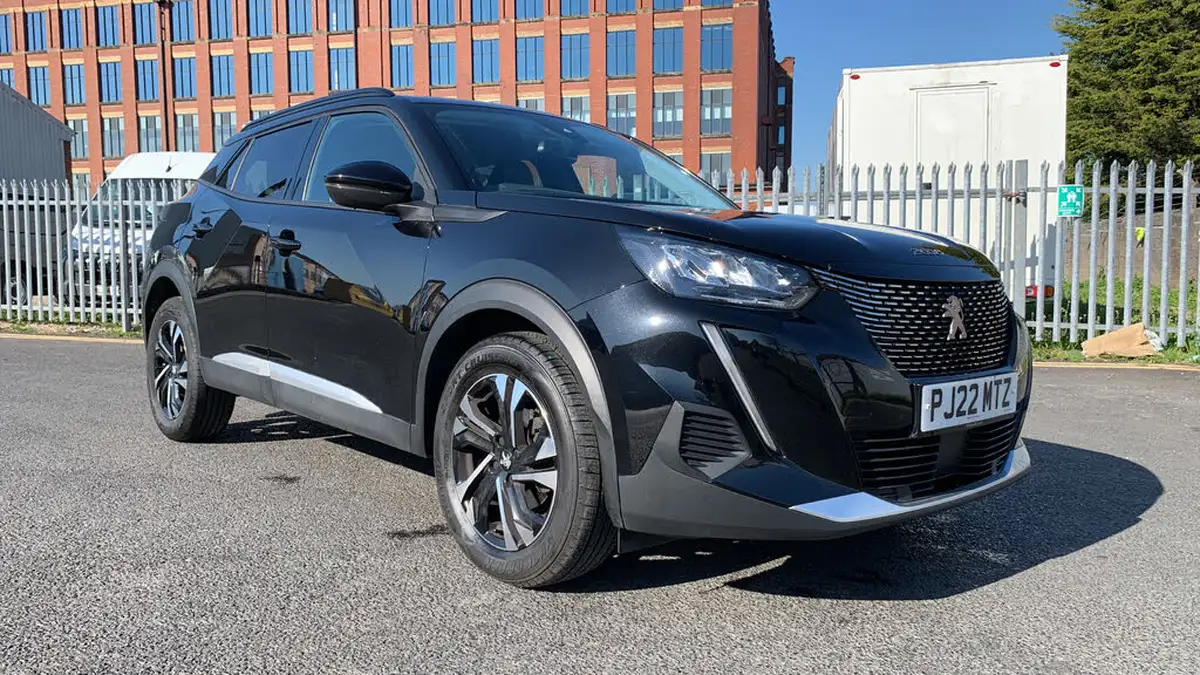 2022-peugeot-2008-suv-12-puretech-allure-premium-100bhp-big-13