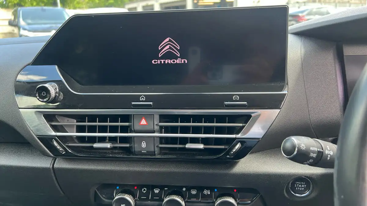 2021-citroen-c4-12-puretech-shine-130ps-big-29