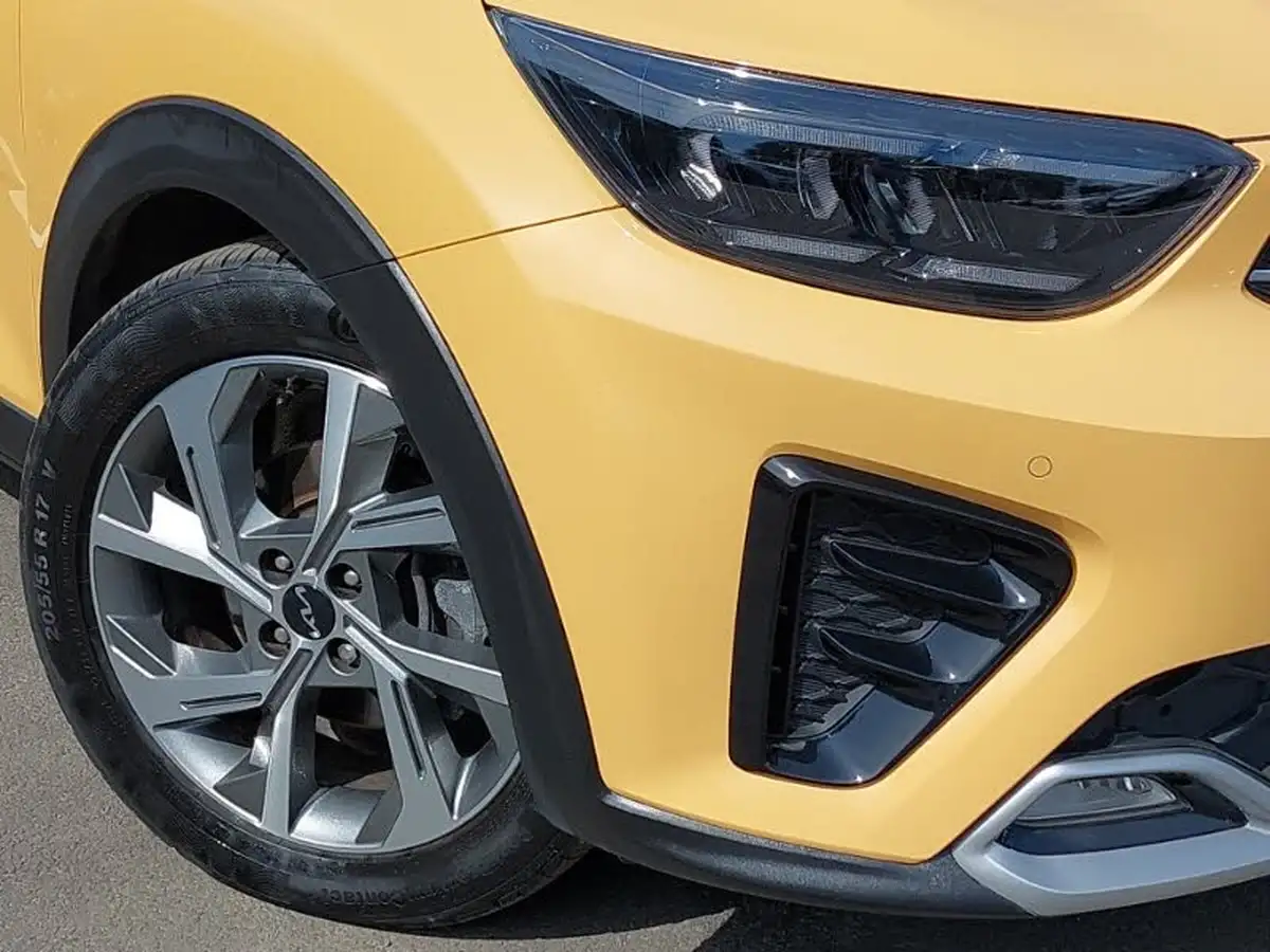 2024-kia-stonic-10-t-gdi-gt-line-s-98bhp-dct-big-8