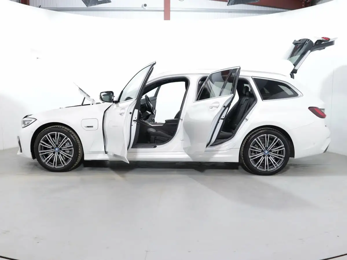 2021-bmw-3-series-20-330e-m-sport-touring-5d-big-55
