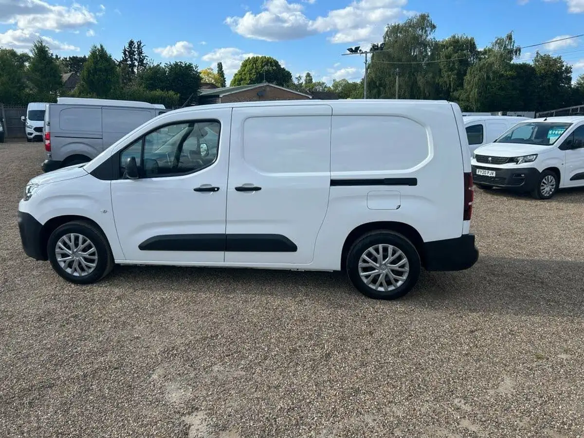 2021-citroen-berlingo-15bluehdi-850-enterprise-pro-100pseu6dt-e-big-17