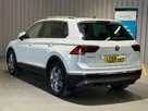 2019-volkswagen-tiguan-15-tsi-sel-small-1