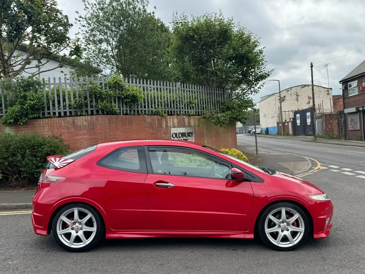 2011-honda-civic-20-type-r-gt-i-vtec-big-3