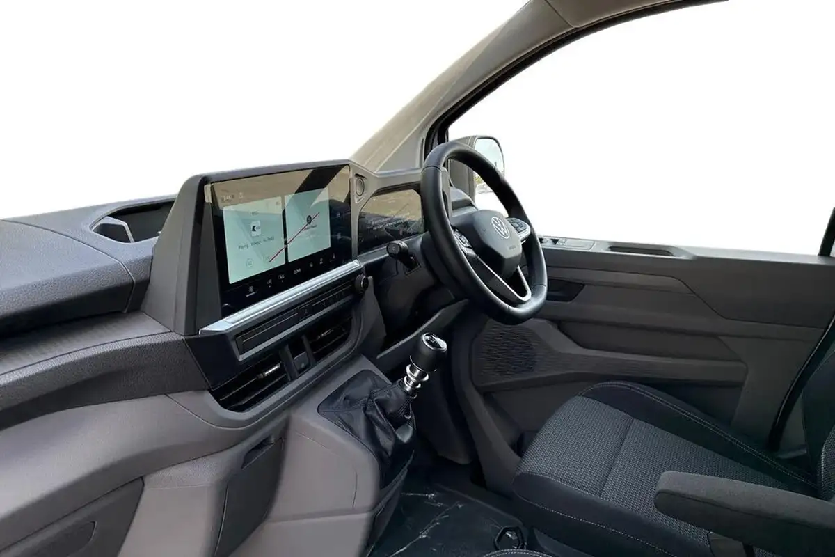 2025-volkswagen-transporter-20tdi-t30-commerce-plus-bmt-swb-150pseu6e-big-13