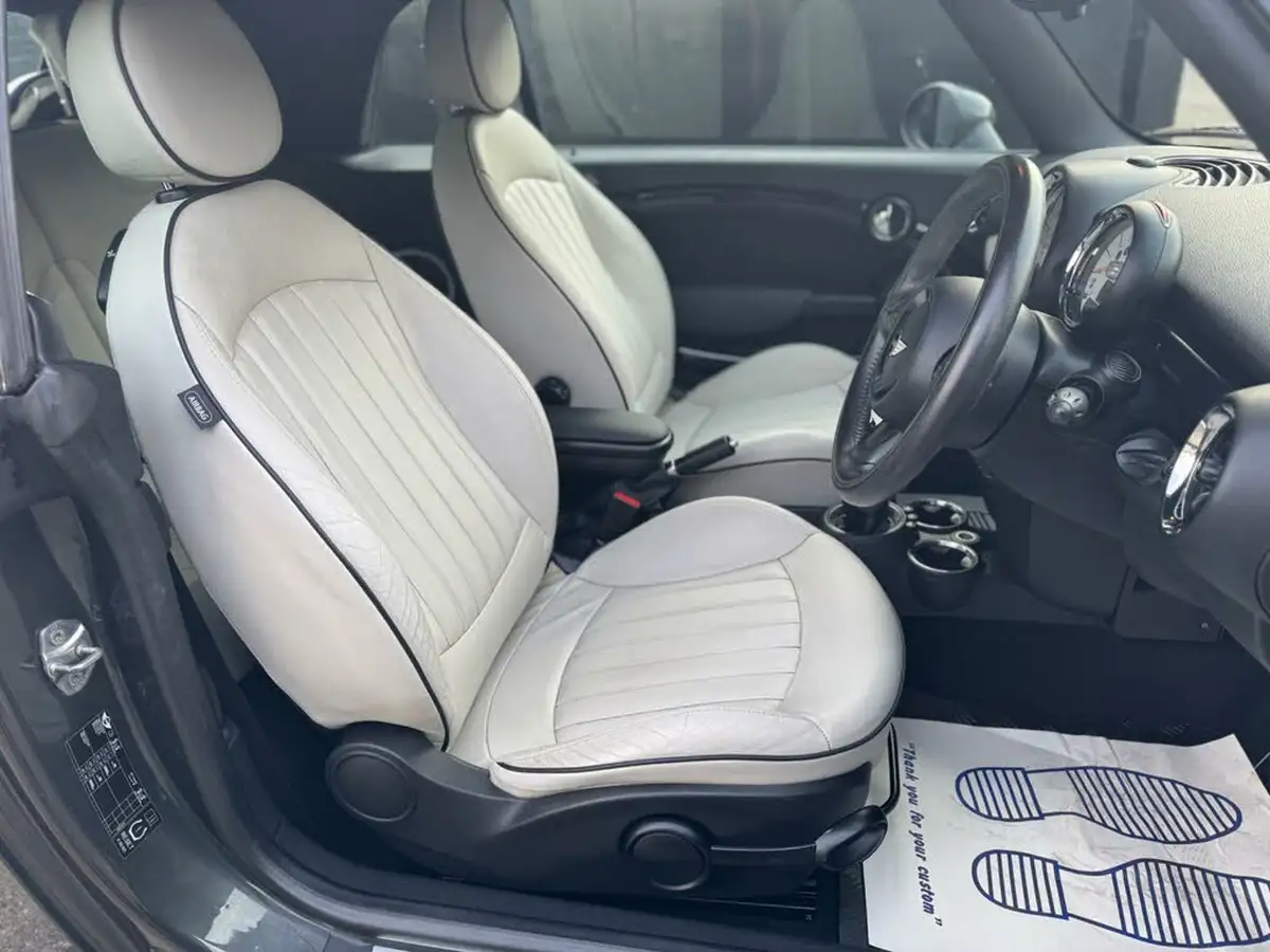 2011-mini-cooper-16-cooper-s-convertible-2d-big-17
