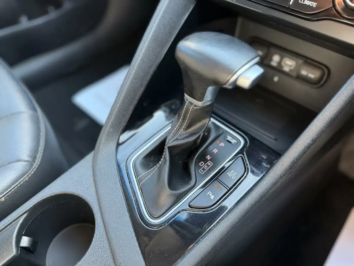 2018-kia-niro-16-gdi-3-156-kwh-16in-alloy-big-55