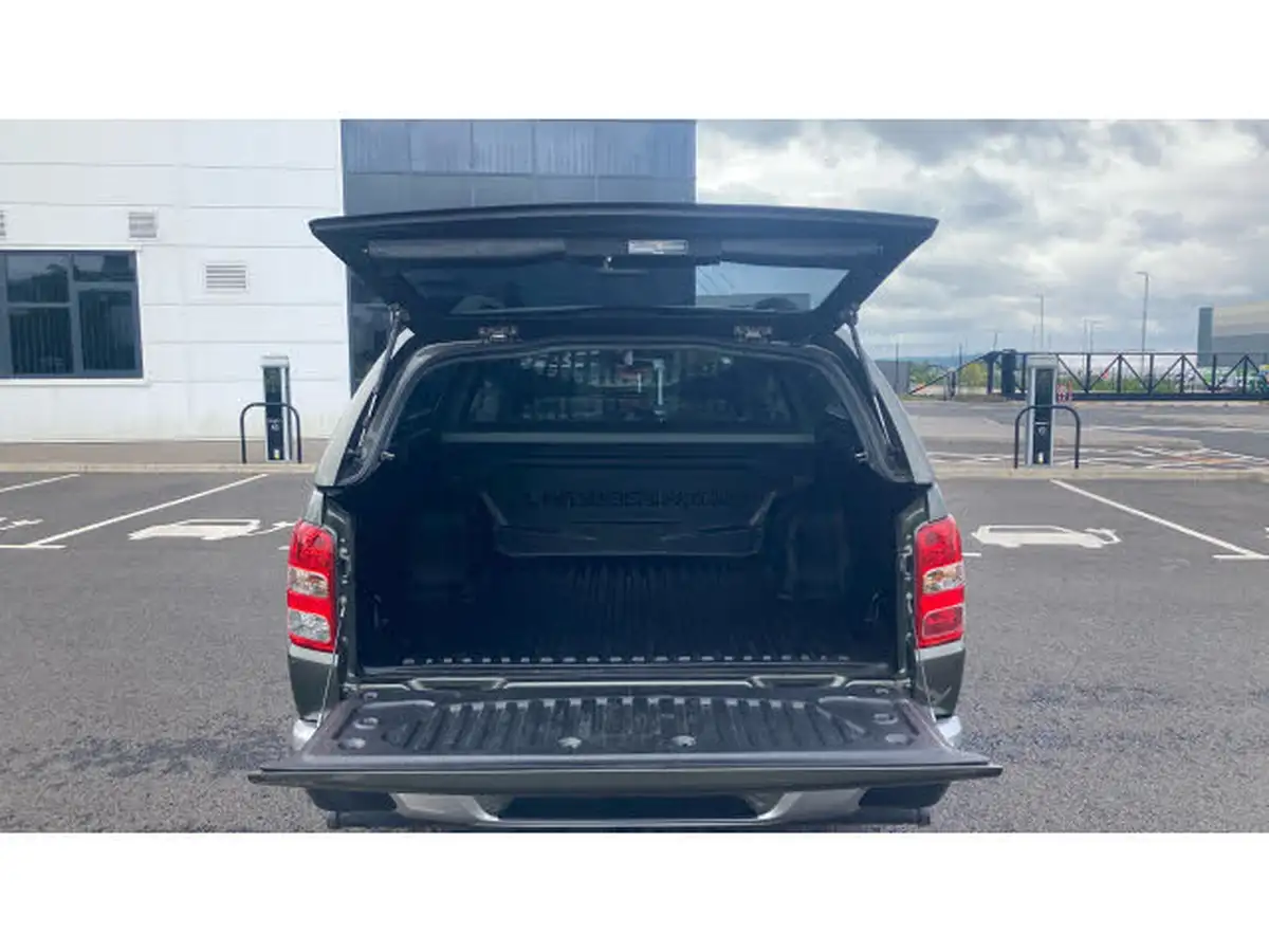 2020-mitsubishi-l200-24di-d-warrior-eu6b-auto-big-2