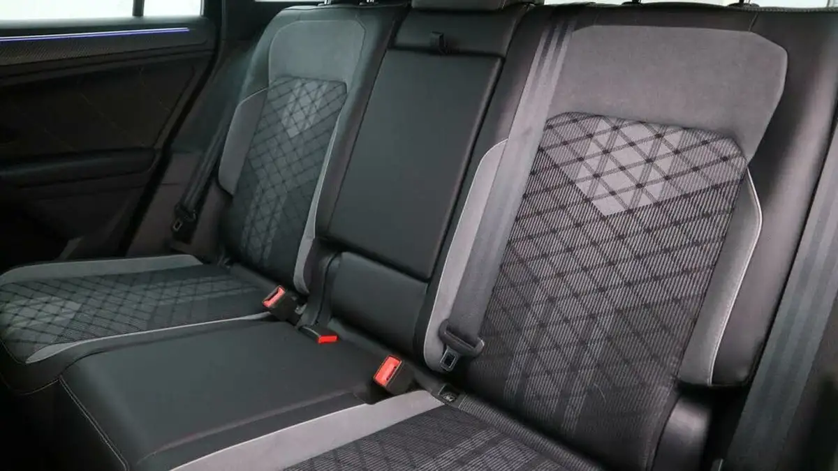 2023-volkswagen-tiguan-15-tsi-r-line-edition-big-8