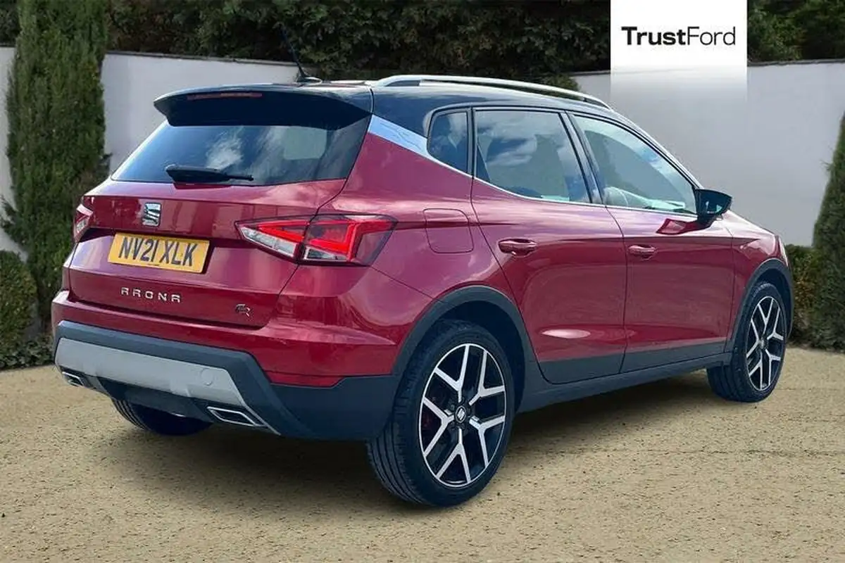 2021-seat-arona-10-tsi-fr-red-edition-big-3