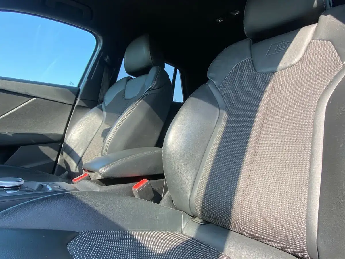 2021-audi-q2-10-30-tfsi-black-edition-big-4