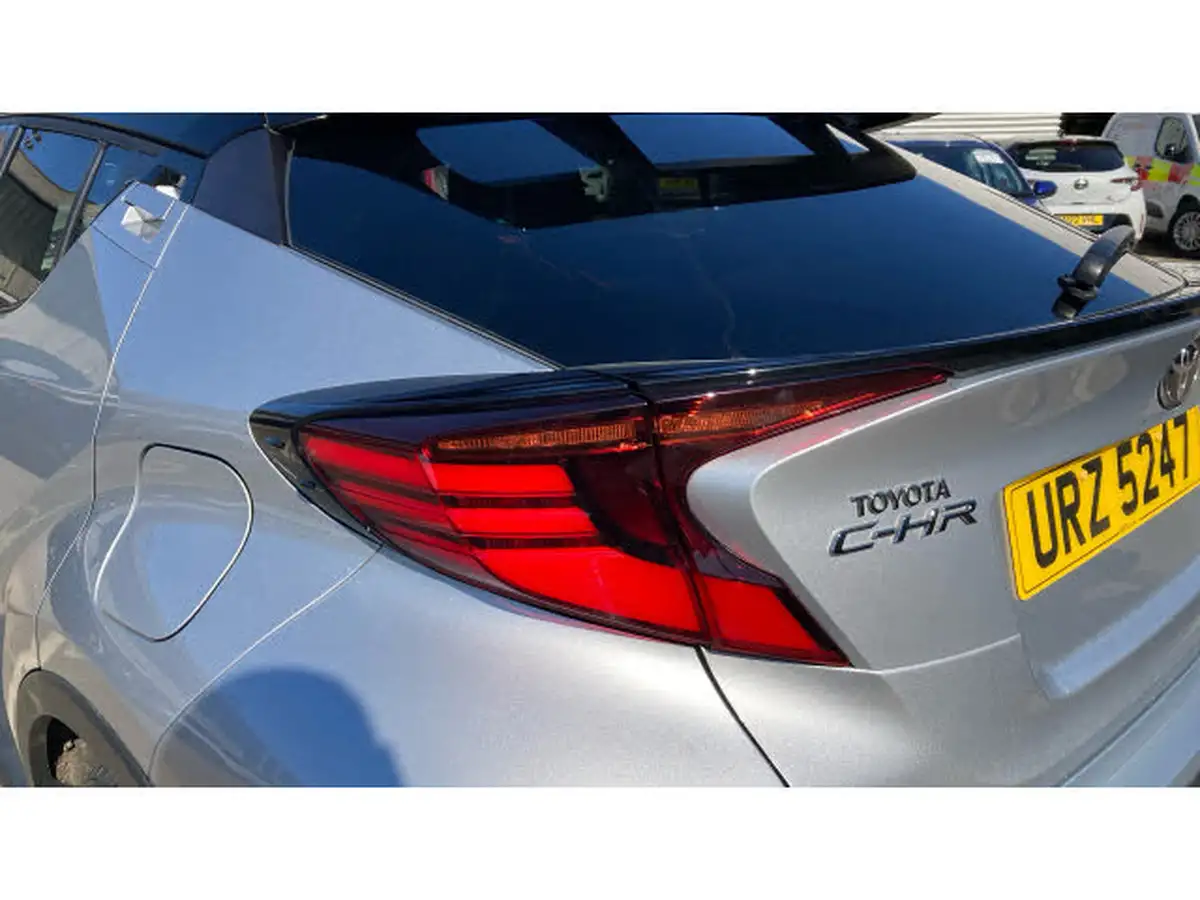 2023-toyota-c-hr-18-vvt-i-gr-sport-big-22