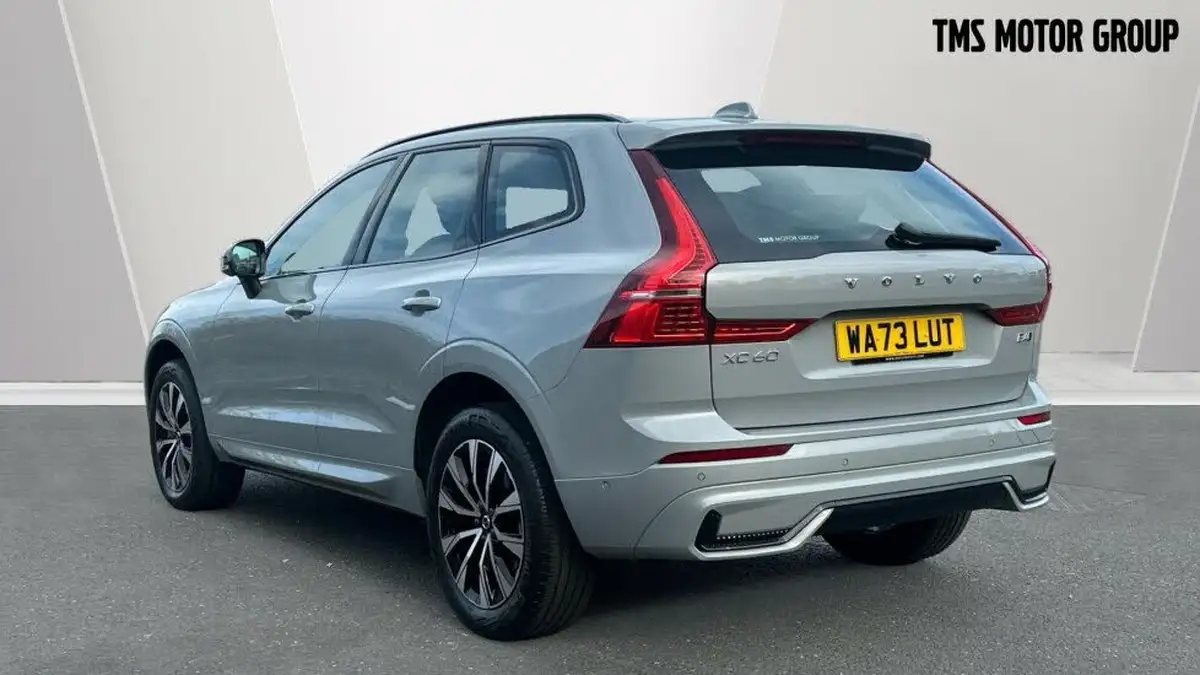 2023-volvo-xc60-20td-b4-plus-big-1