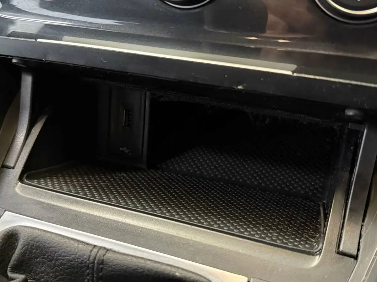 2019-volkswagen-golf-15-tsi-match-edition-150ps-hatchback-big-28