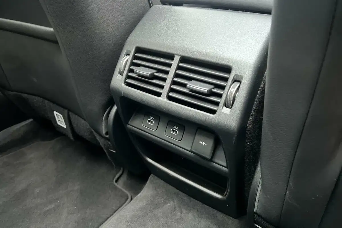 2024-land-rover-discovery-sport-15-p300e-s-big-56