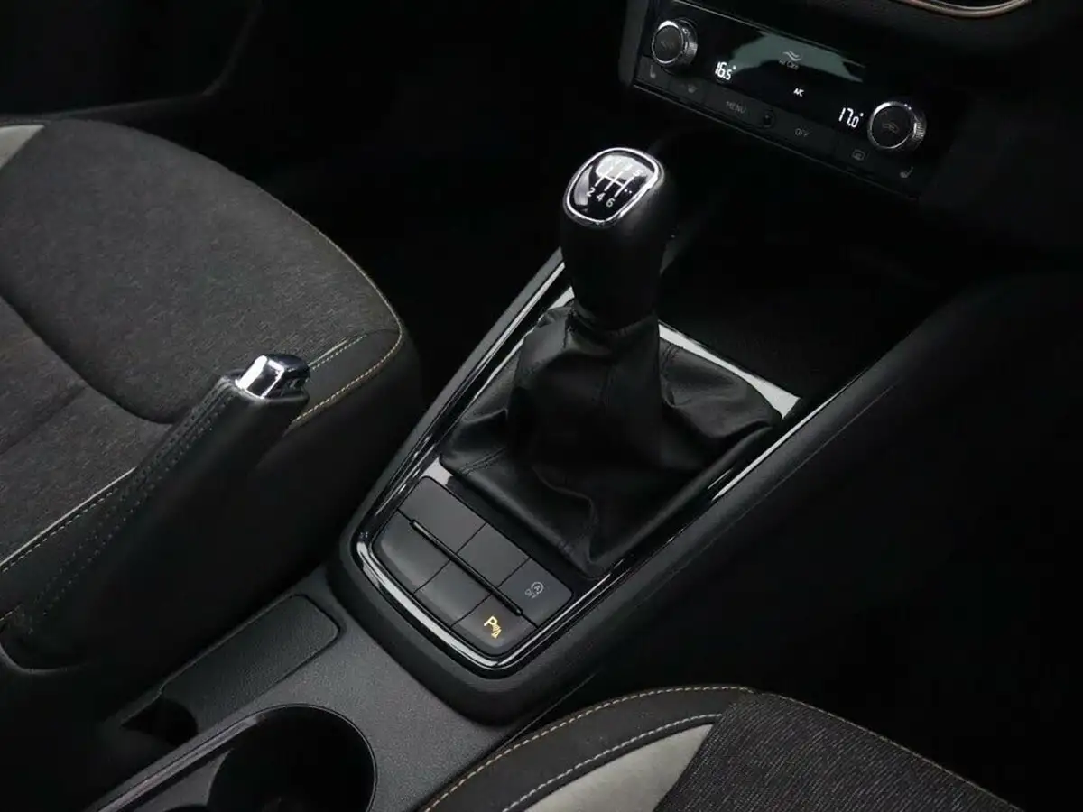 2022-skoda-kamiq-10-tsi-se-l-executive-109ps-big-27
