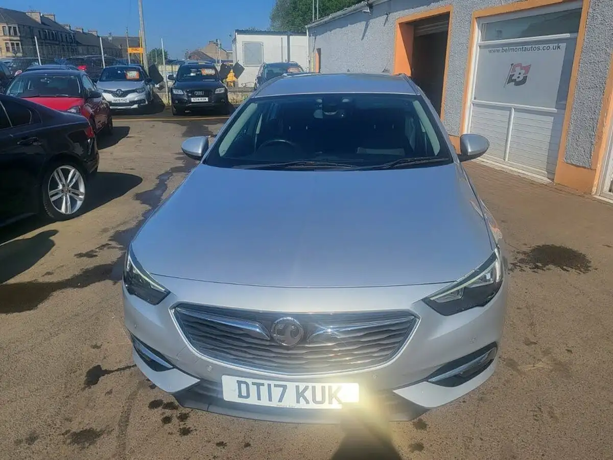 2017-vauxhall-insignia-sports-tourer-20td-tech-line-nav-ss-big-7